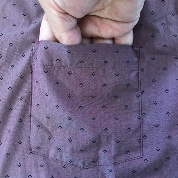 Travis Mathew Shirt Men XXL Purple Geometric Button Up Pocket Short Sleeve 17435 - Picture 10 of 13